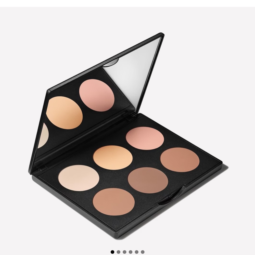 mac 
SCULPT AND SHAPE CONTOUR PALETTE
PALETTE CONTOURING/light to medium